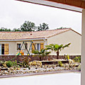 photos/B009.jpg