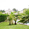 photos/L001.jpg